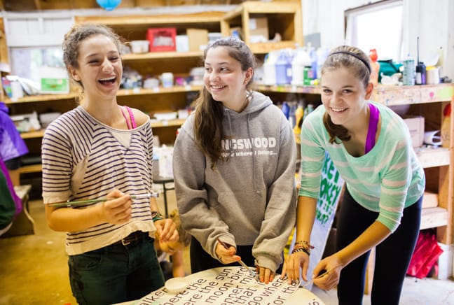 girls working on art project